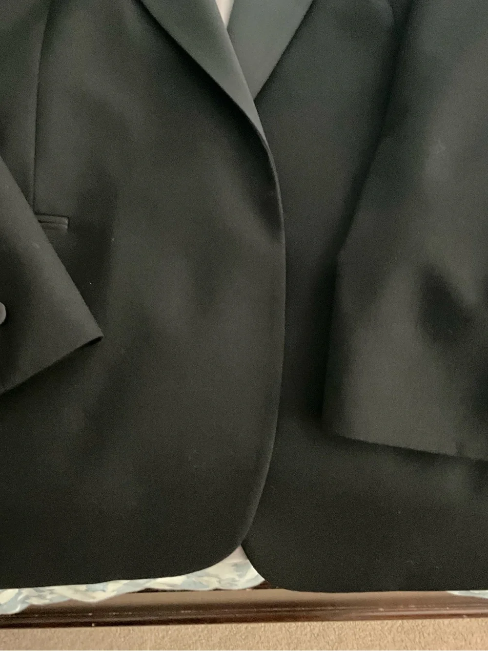 Gingiss Tuxedo Men’s Large - Adjustable.  Vintage and only worn twice.